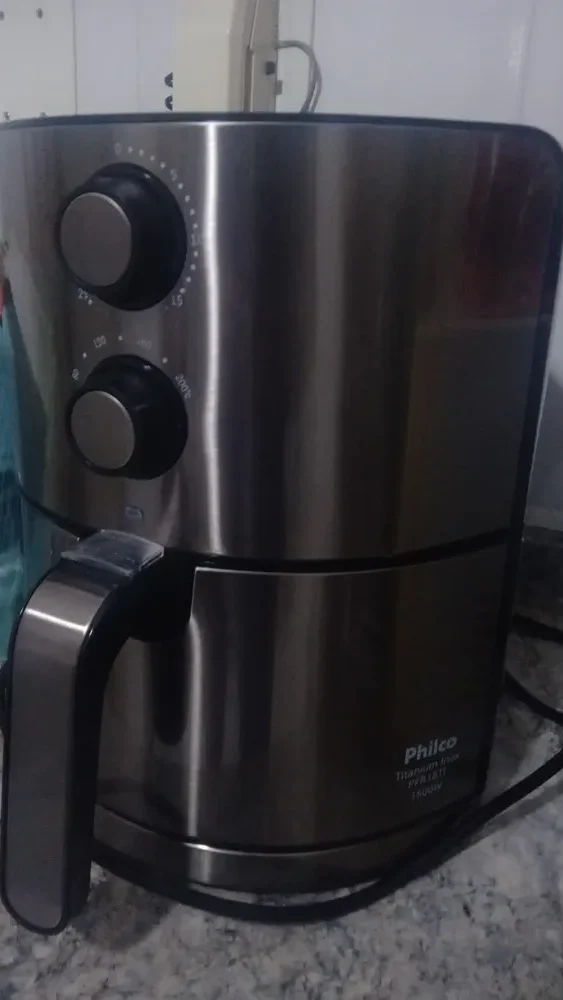 fritadeira philco airfry titanium inox 4.6l pfr18ti 127v